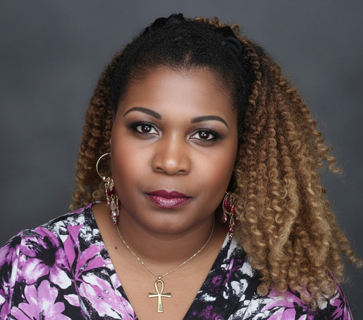 Karine Lambese (Karine Nahkag), hypnothérapeute et fondatrice d'Oleame